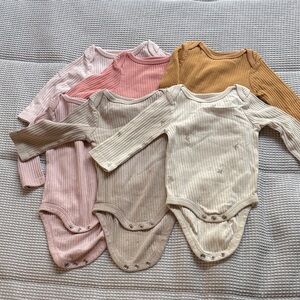 Cloud Island Bodysuit and Pants Set (9 pieces)